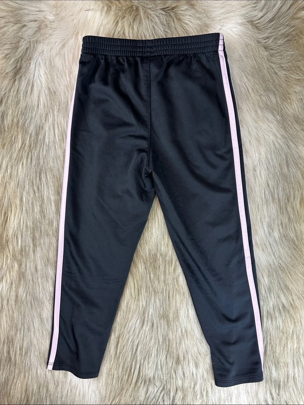 Adidas Girls Black Pink 2 Piece Tracksuit Set Size 6